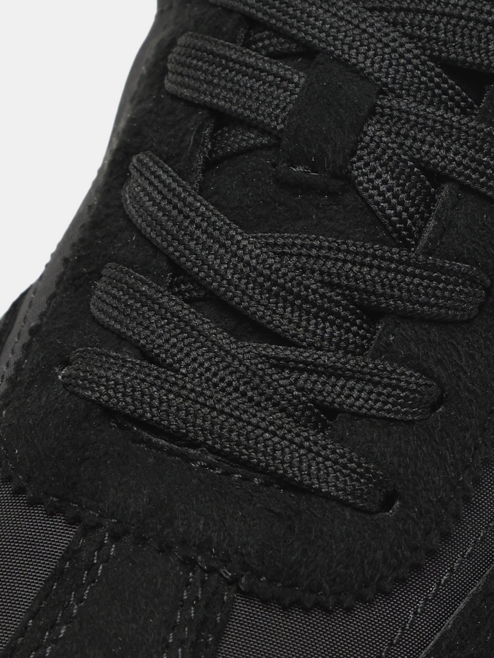 Sneakers | Stinger Eclipse