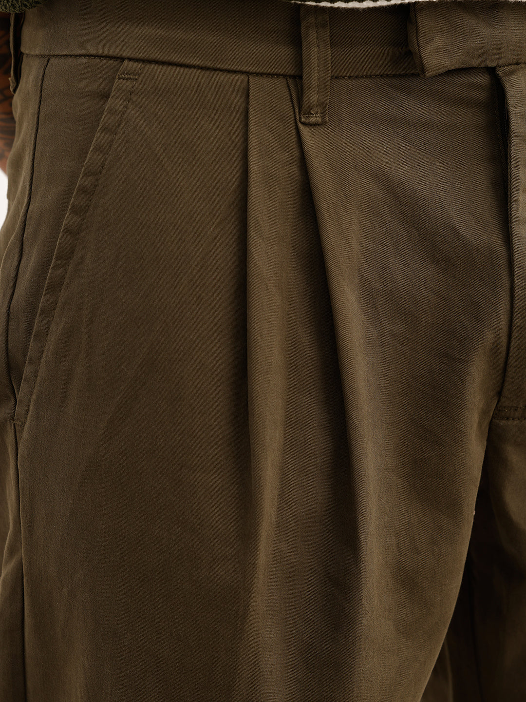 Solid Anti Fit Double Pleated Trouser | Olive