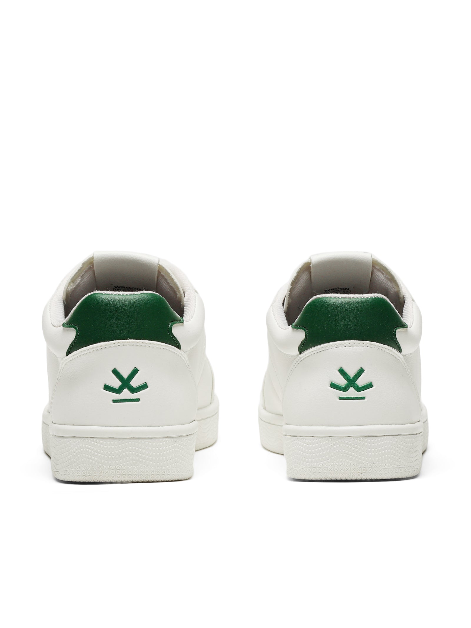 Sneakers | Greyhound terrain