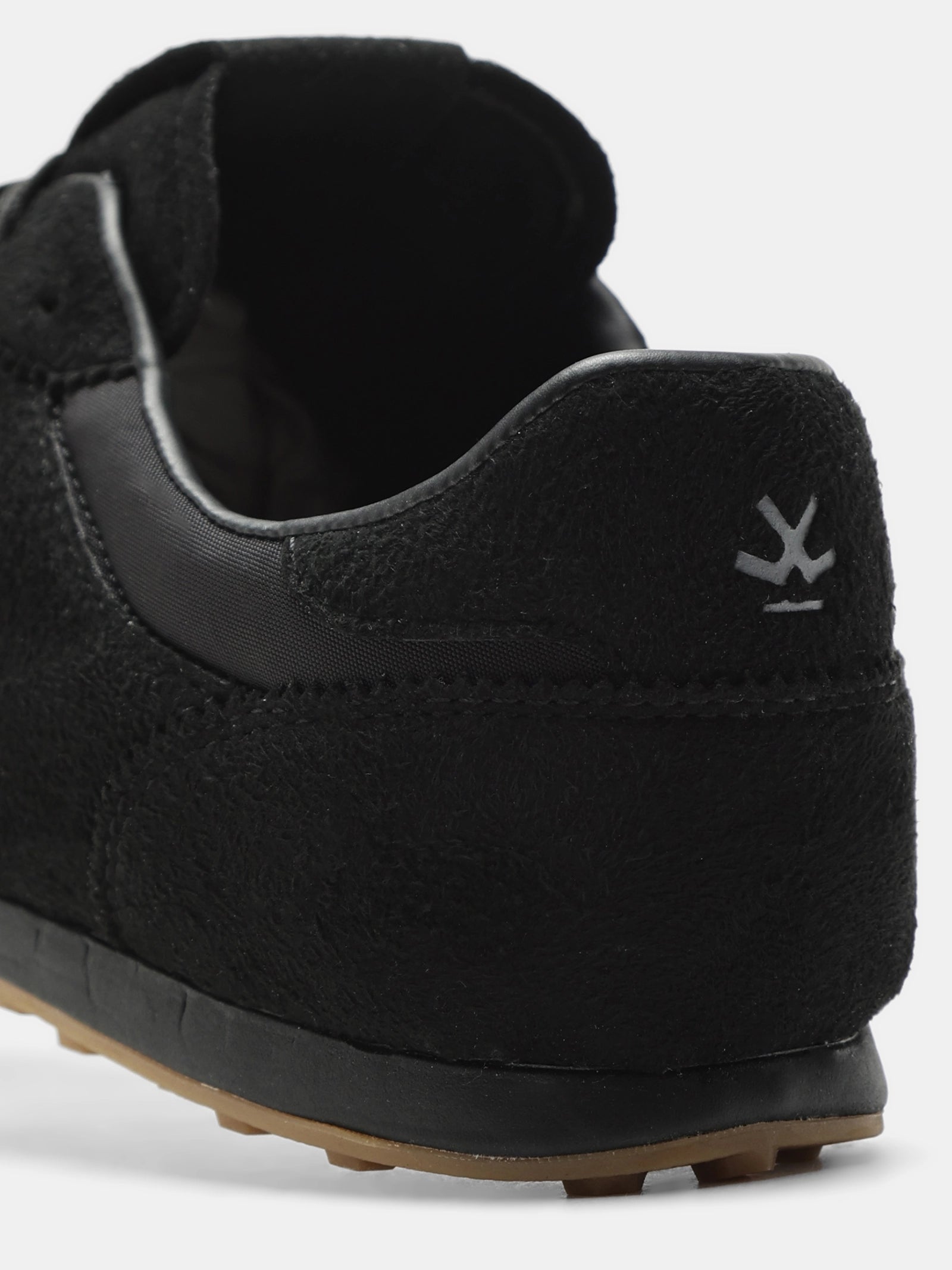 Sneakers | Stinger Eclipse