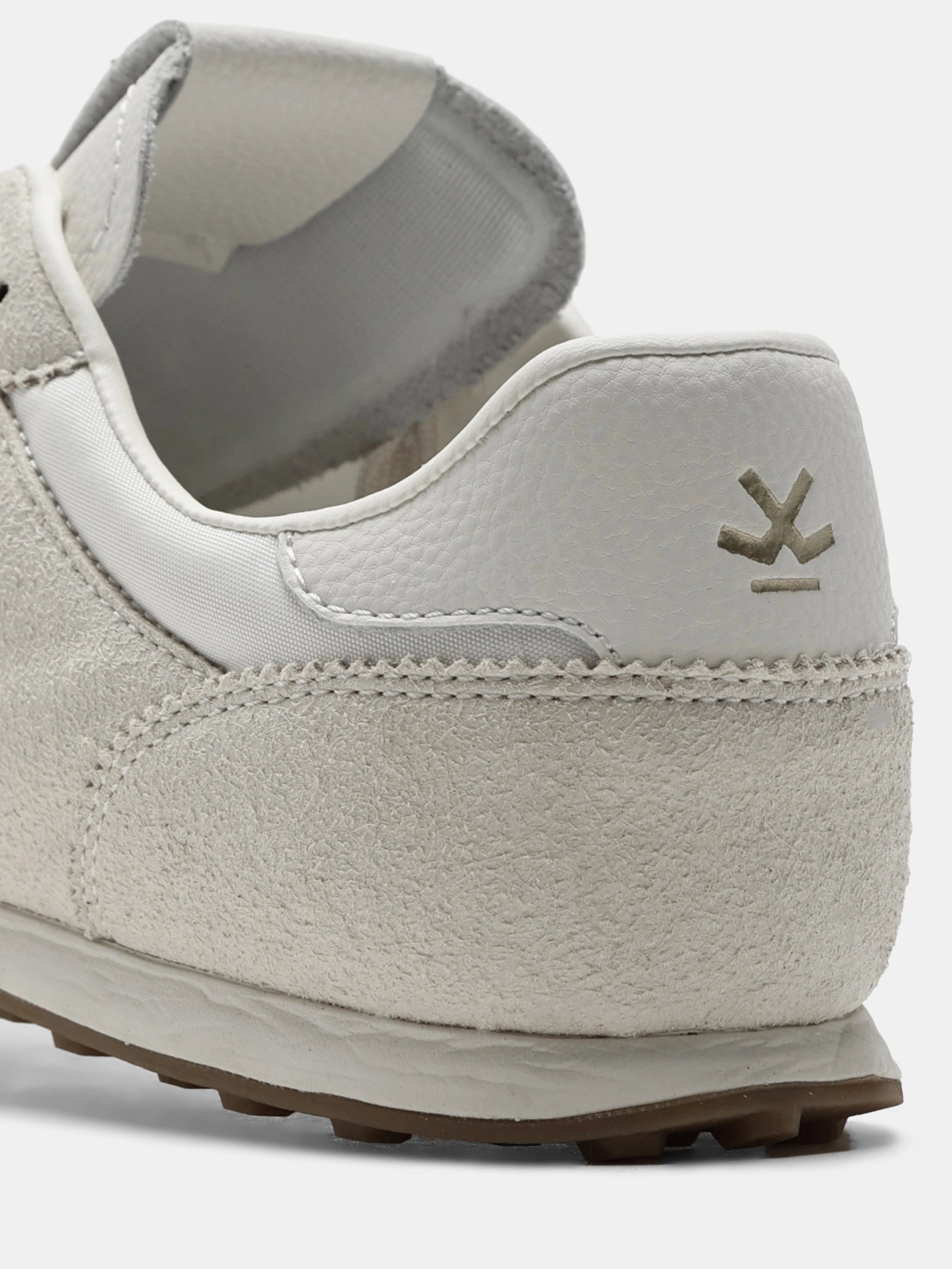 Sneakers | Stinger Fizz