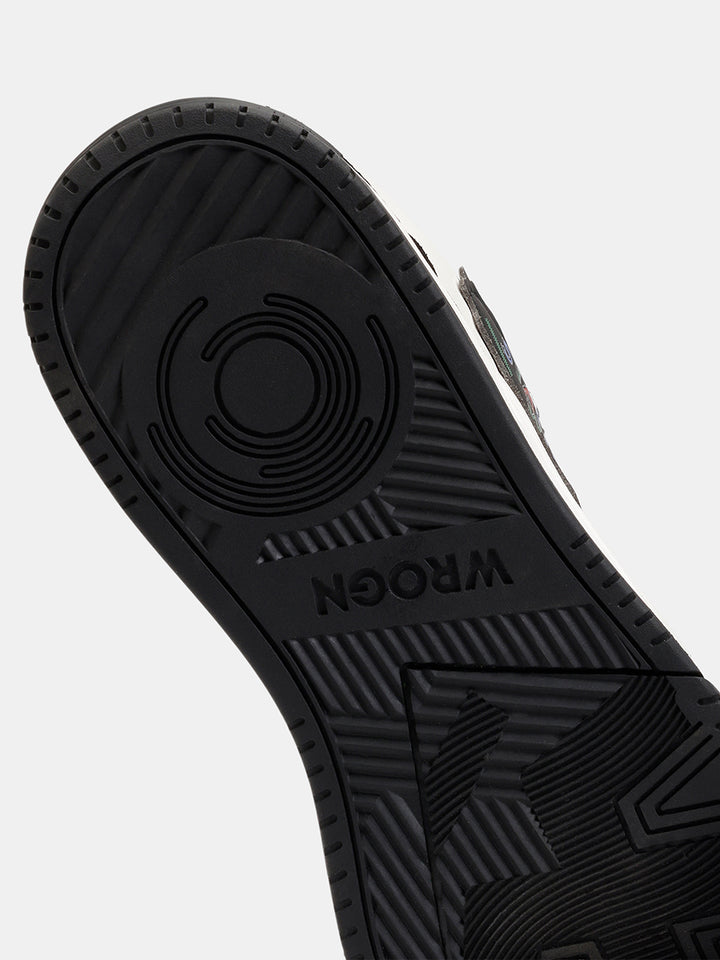 Sneakers | Manhattan Sketch