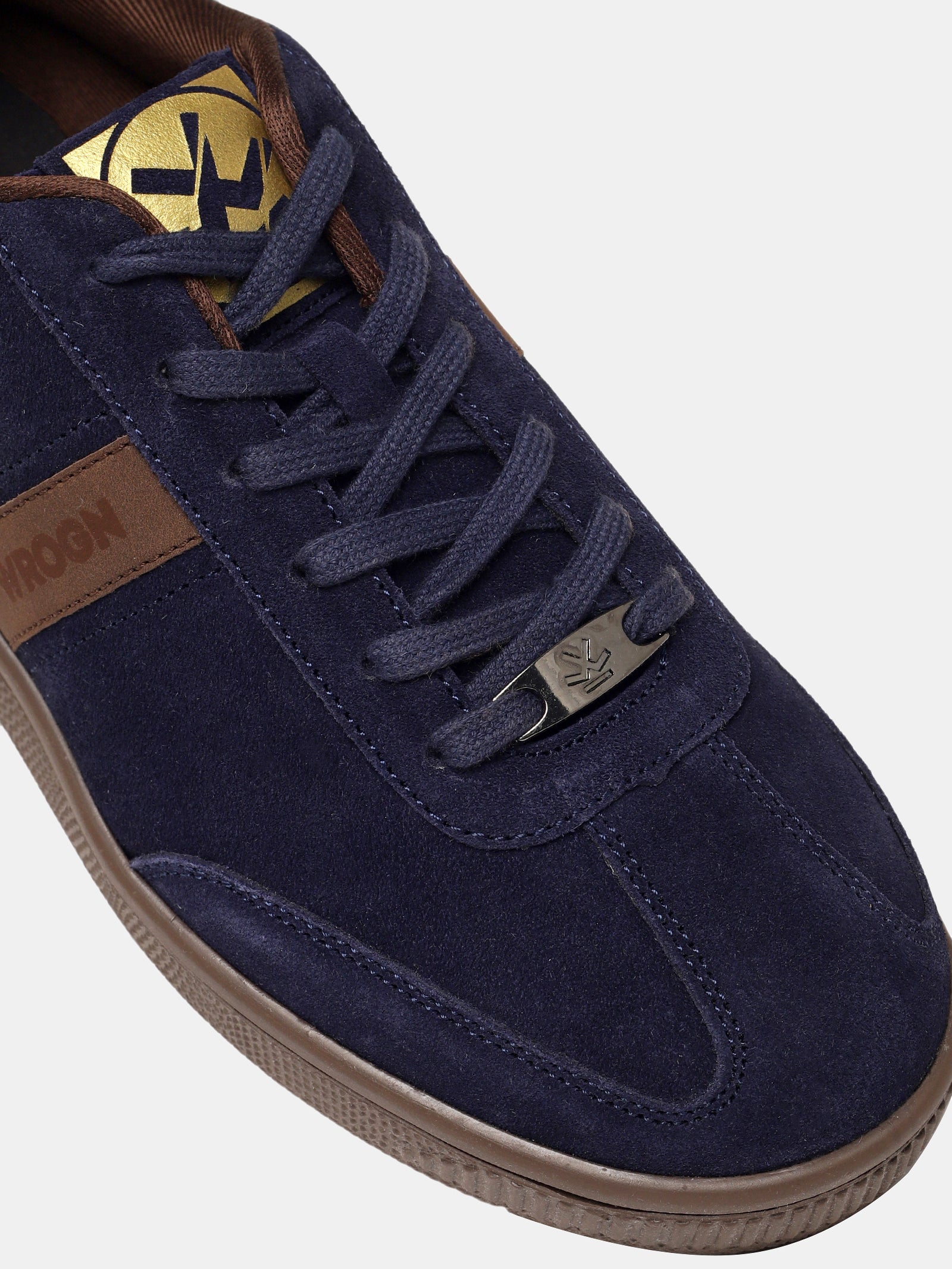 Sneakers  |  Gimlet Sapphire