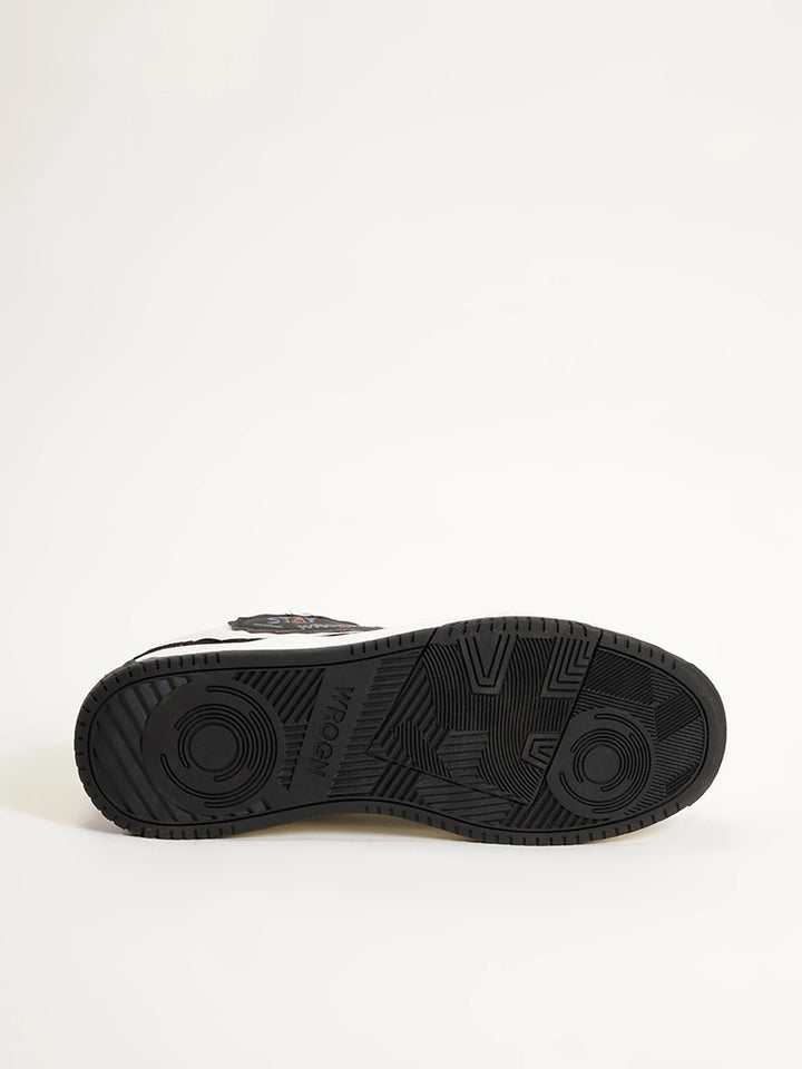 Sneakers | Manhattan Sketch