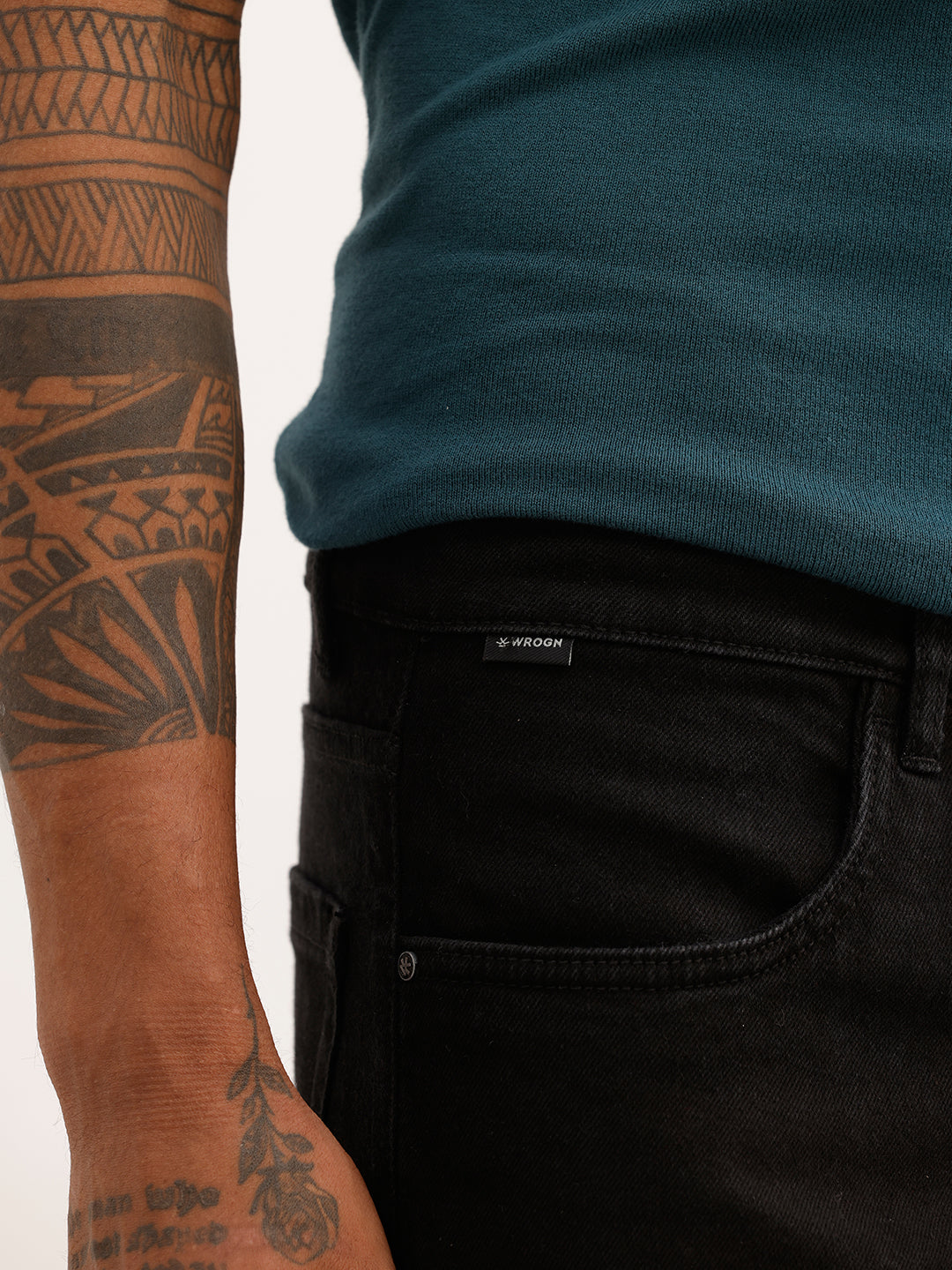 Solid Straight Fit Denim Jeans | Black | WJN0200SR2127S