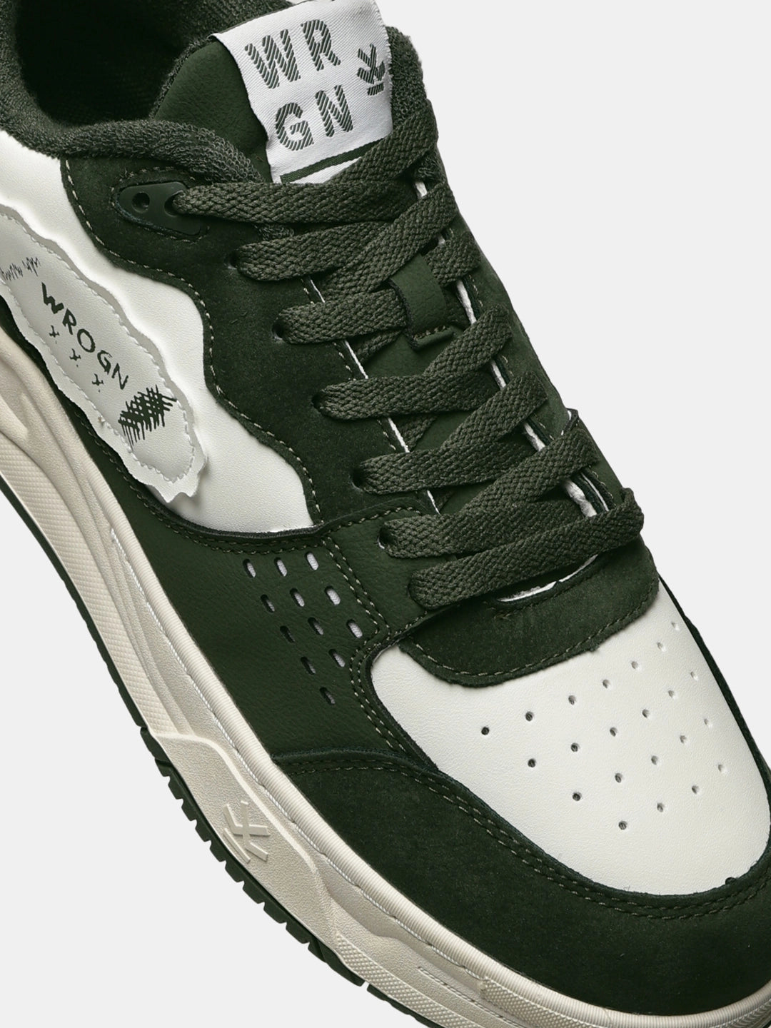 Sneakers | Manhattan Moss