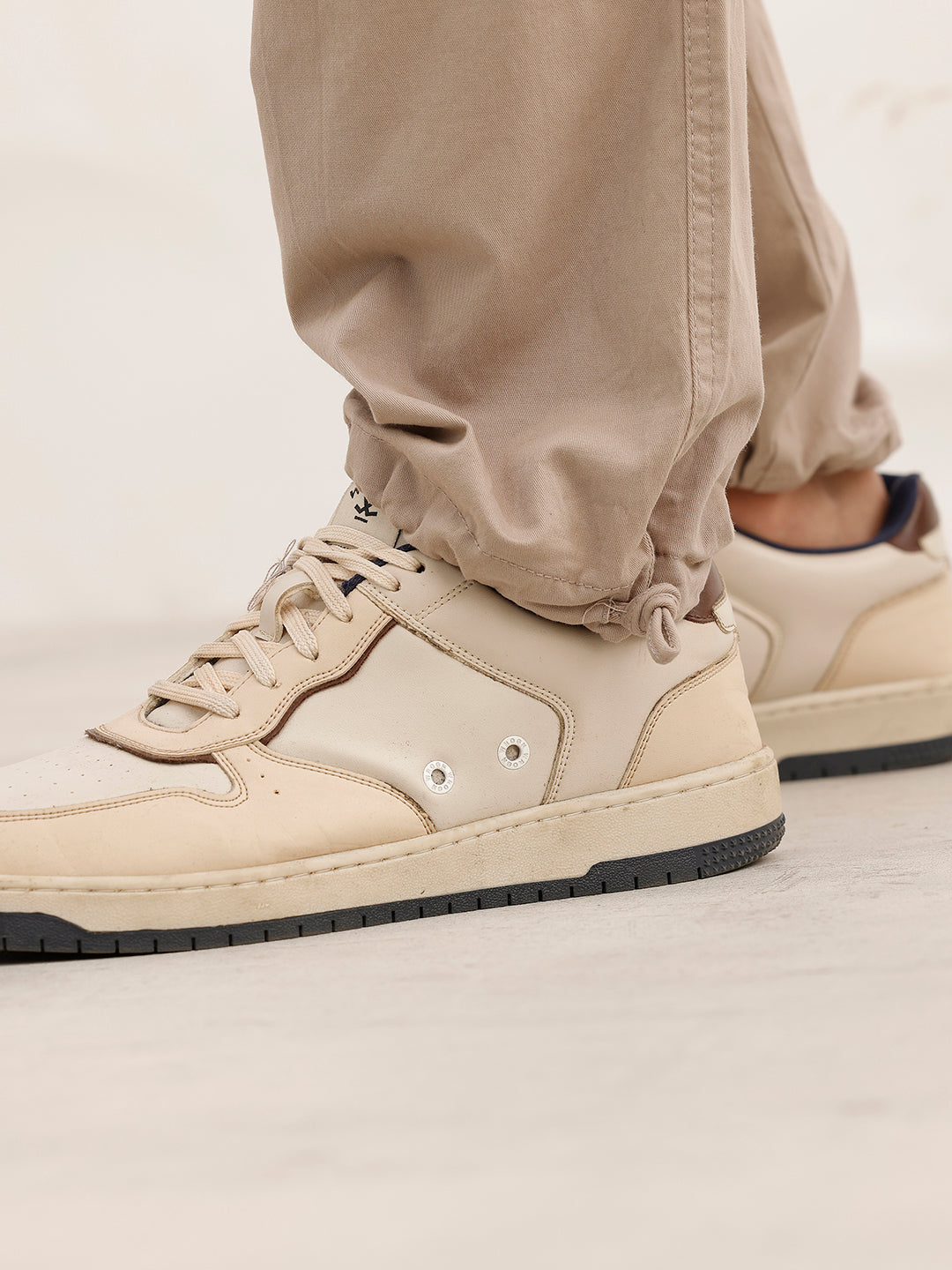 Solid Straight Fit Cargo Trouser | Khaki
