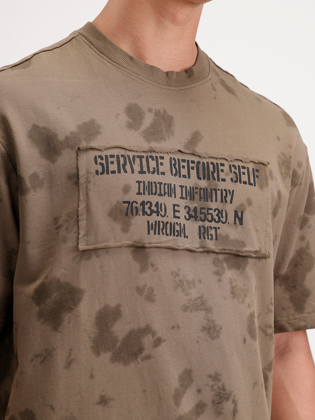 Washed effect tshirt with chest print | Olive