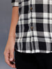 Men’s slim fit shirt in bold plaid pattern | Black