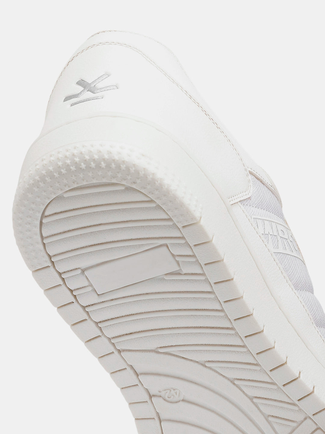 Sneakers | Boulevardier Whiteout