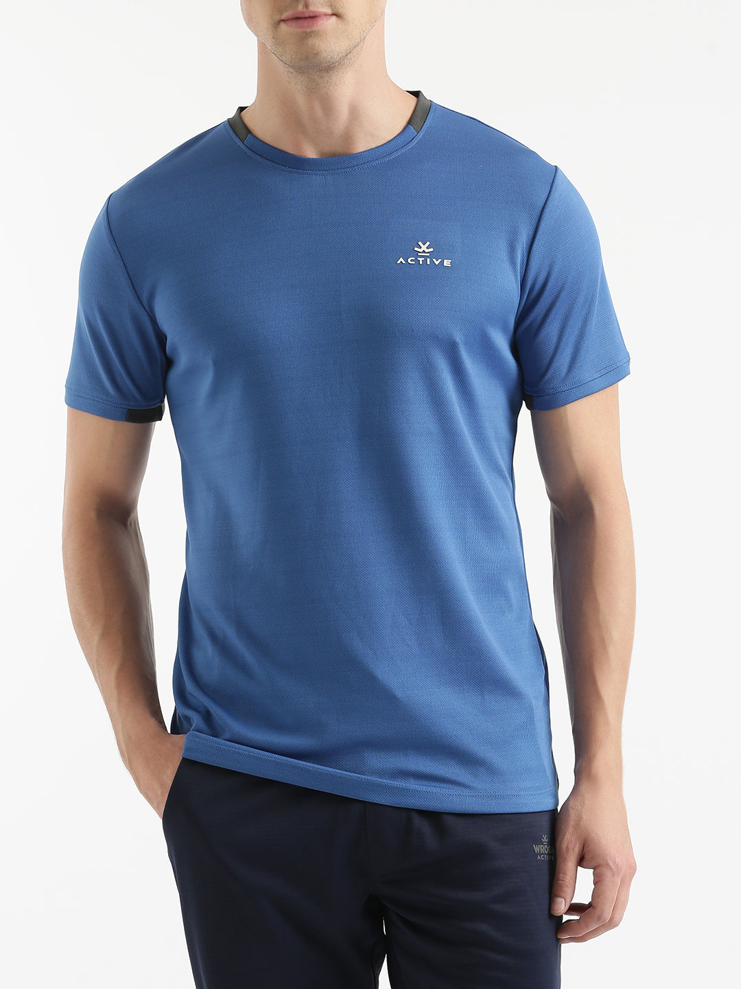 Solid Slim Fit Active T-Shirt