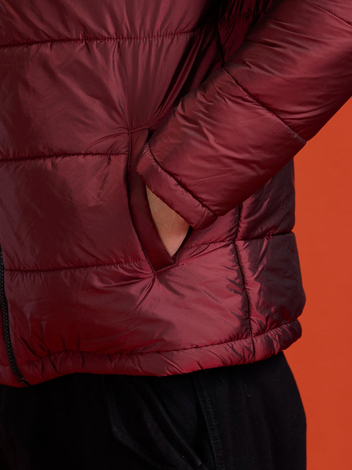 Metallic puffer jacket with hood | Wine
