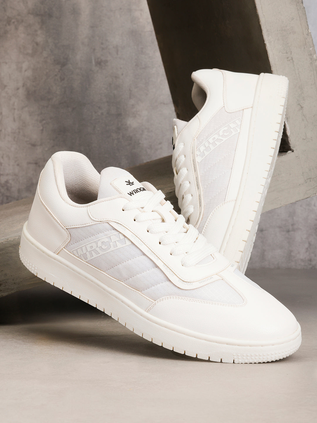 Sneakers | Boulevardier Whiteout