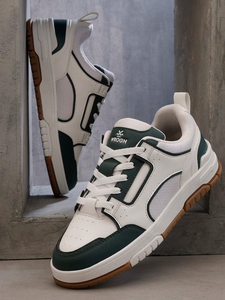 Sneakers  |  Greyhound Ace