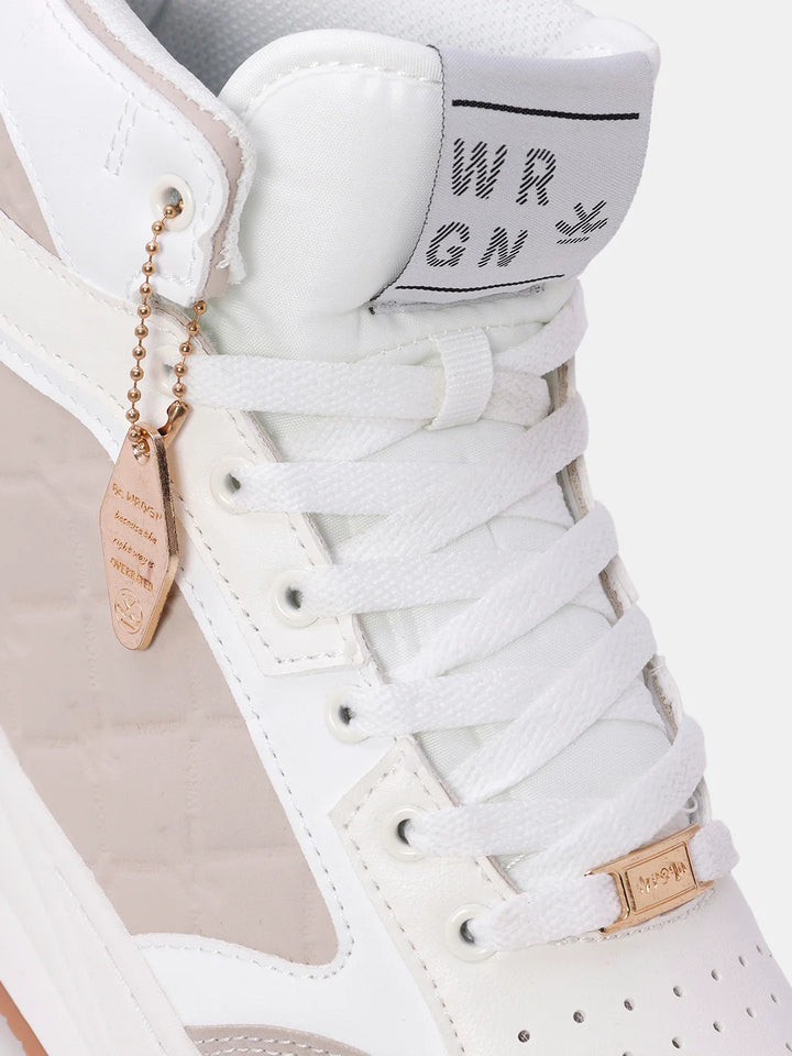 Sneakers | Manhattan Quietbay