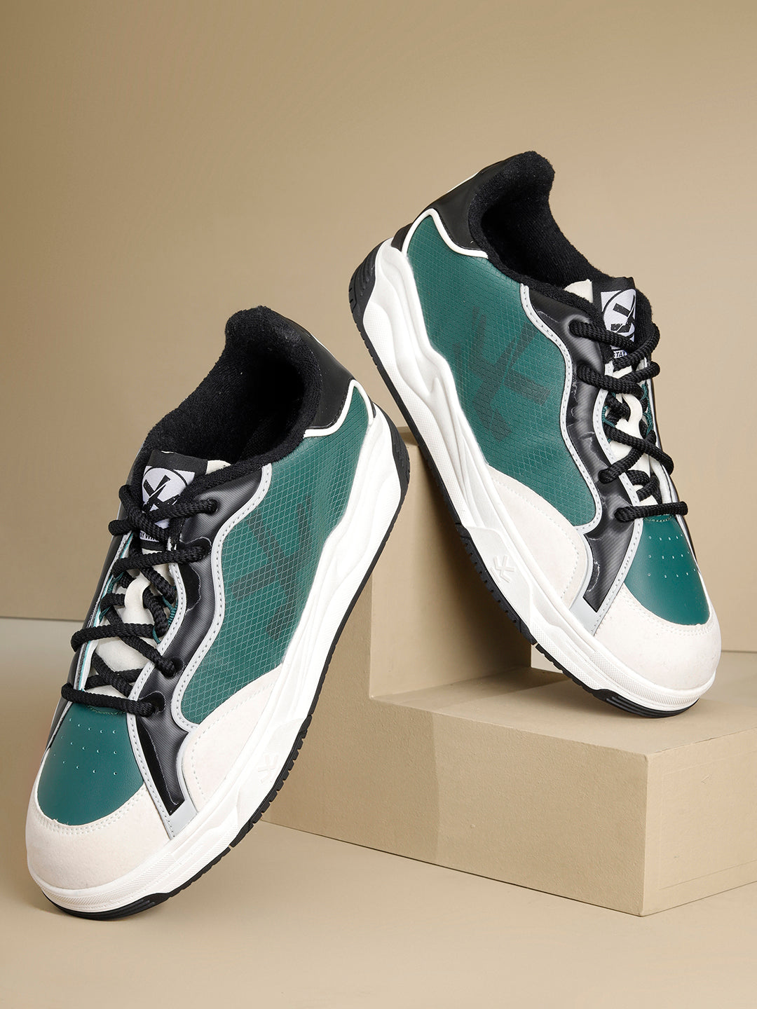 Sneakers | Manhattan Flux