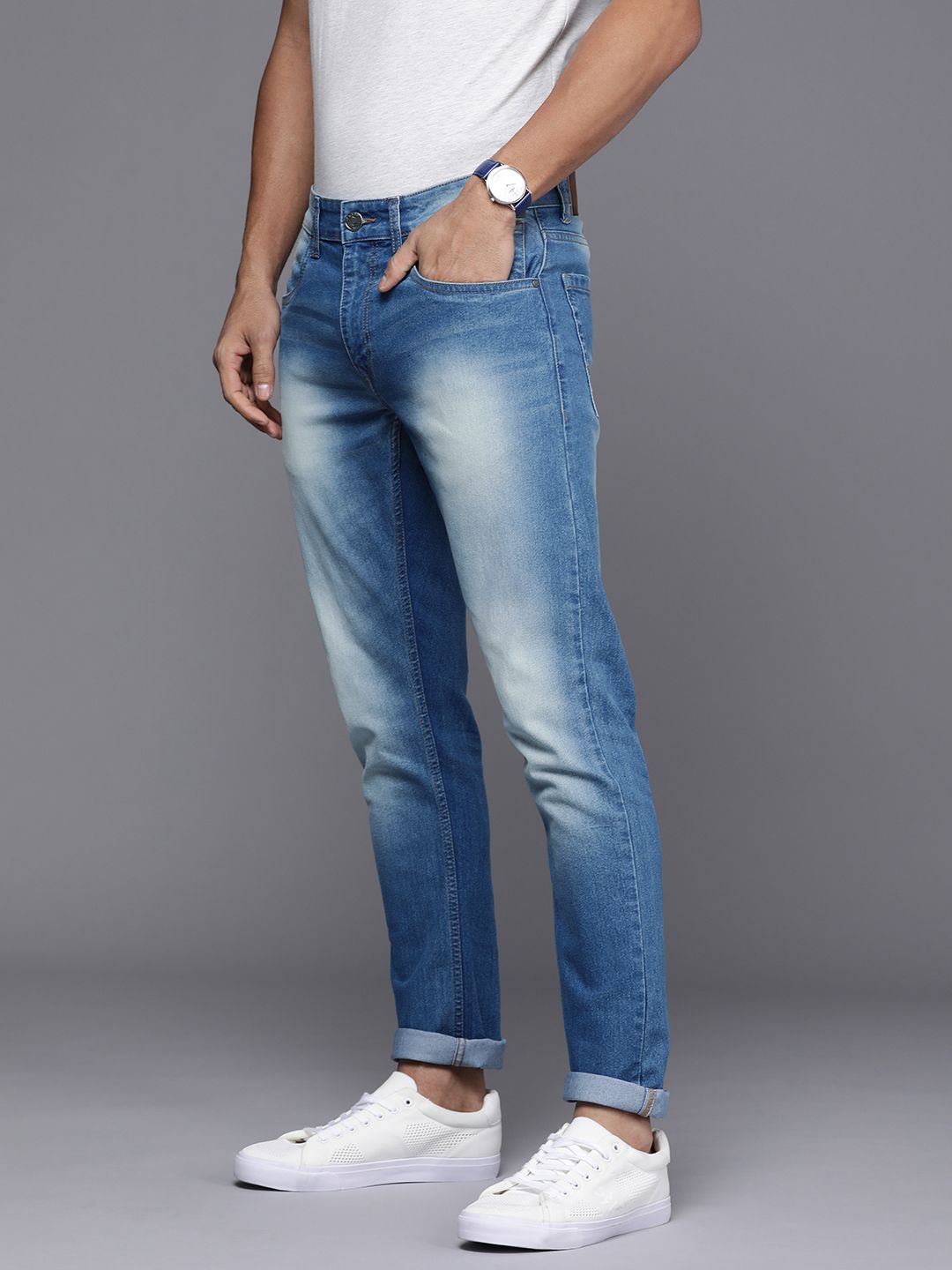 Mid-Rise Blue Faded Jeans