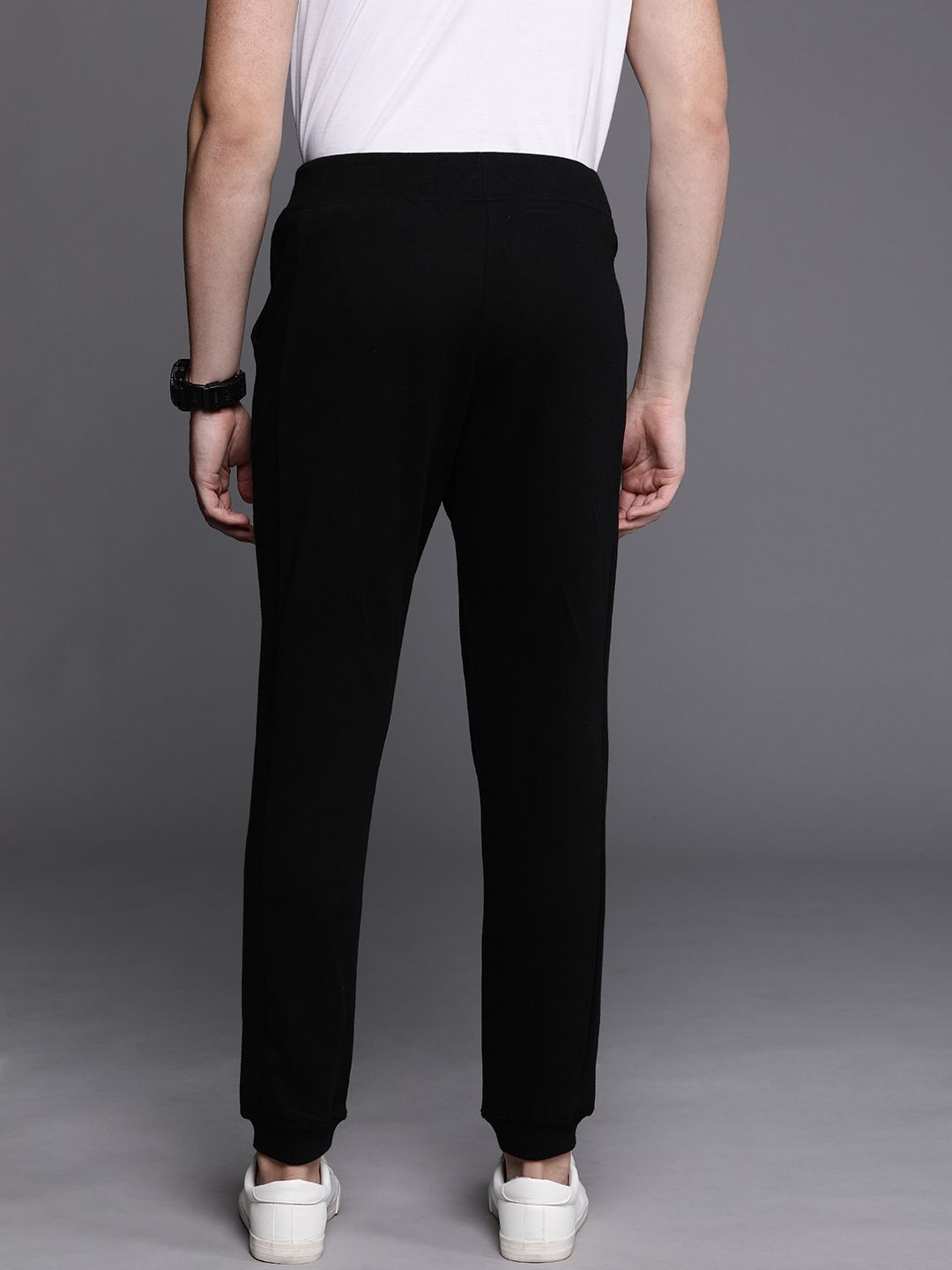 Black Solid Comfort Jogger