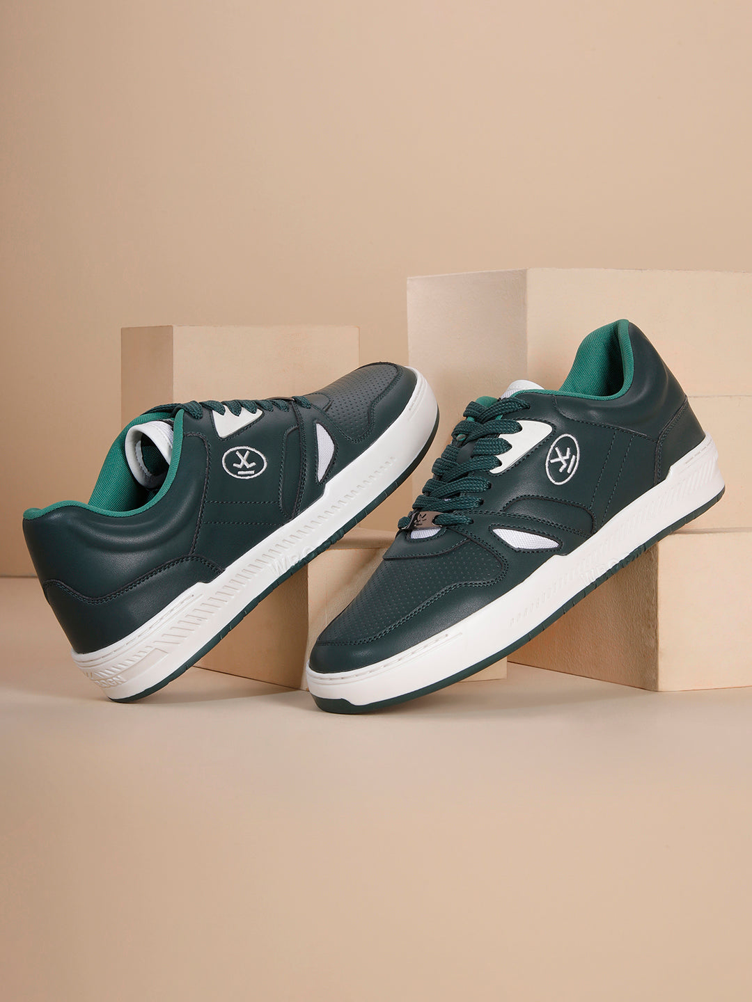 Sneakers | Negroni Basil